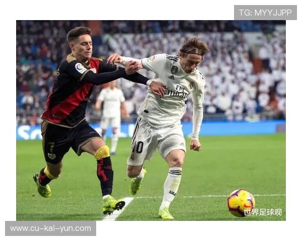 积分领跑：皇马继续领跑西甲，攻守兼备，皇马欧冠小组积分